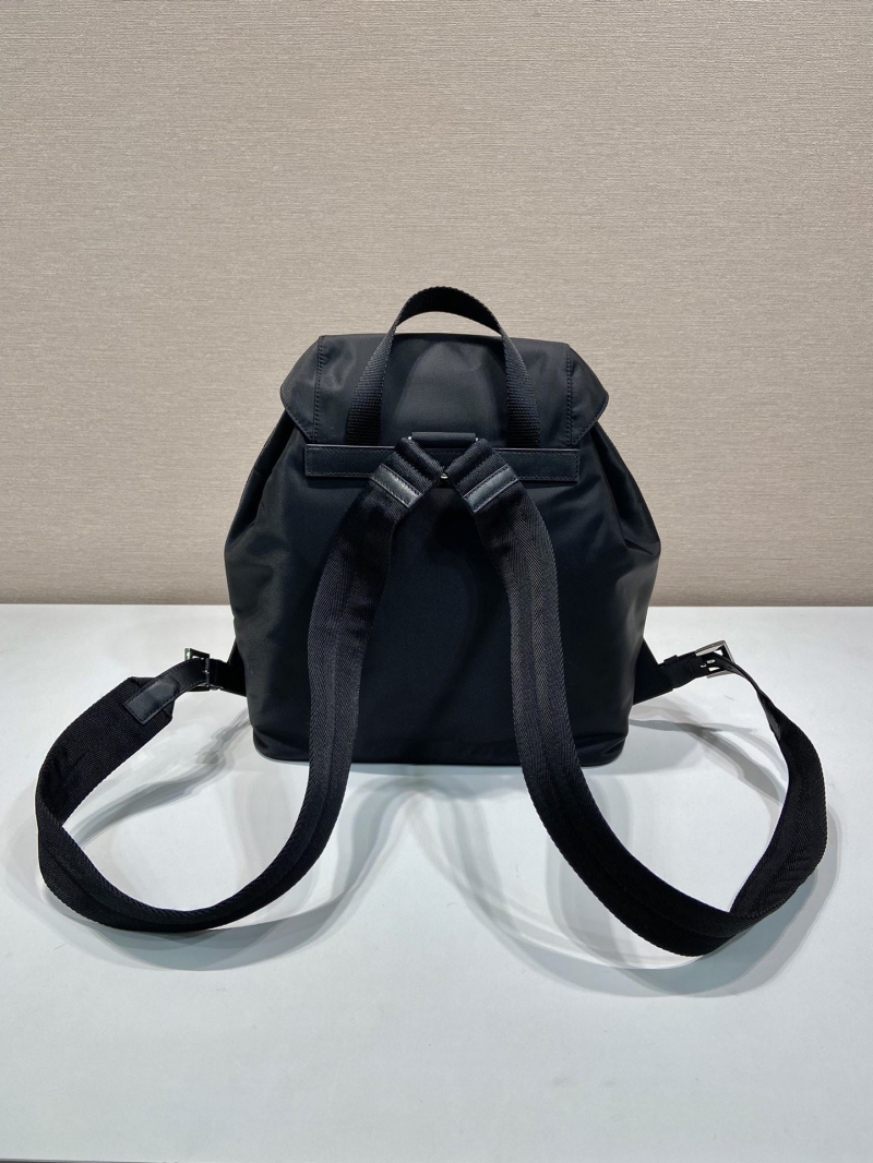 Pra*a backpacks